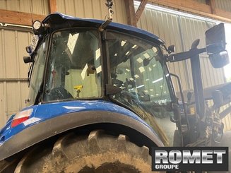 Farm tractor New Holland T5.100 - 16