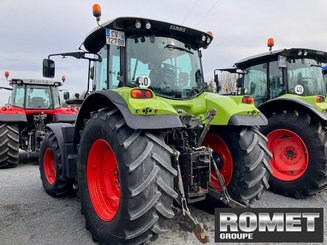 Farm tractor Claas ARION620 - 3