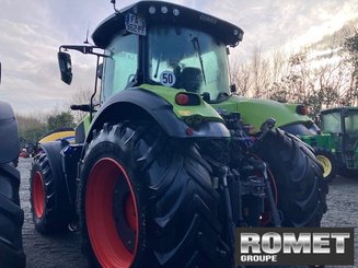 Farm tractor Claas AXION 800 - 11