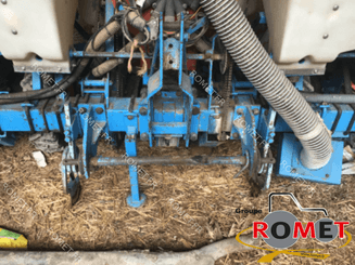 Precision seeder Monosem NG+4RANGS - 2