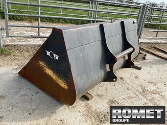 Versatile bucket Magsi BMICF 2/250 - 2
