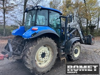Farm tractor New Holland T5,95 - 23