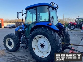 Farm tractor New Holland TD5050 - 2