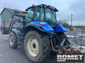 Farm tractor New Holland T5,95 - 21