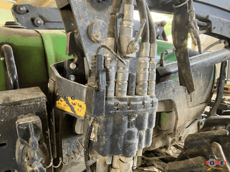 Front-end loader Alö X36 - 1