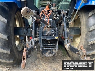 Farm tractor New Holland T 5060 - 8