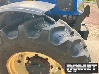 Farm tractor New Holland T 5060 - 7