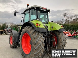 Farm tractor Claas AXION 810 - 3