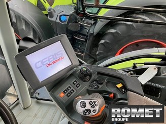 Farm tractor Claas ARION 650 - 14