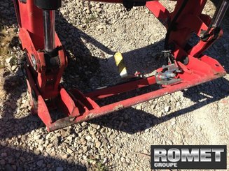 Front-end loader Alö MF955 - 3