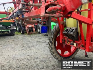 Trailed sprayer Rau SPIDOTRAIN - 22
