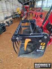 Versatile bucket Alö MB210M+ - 1