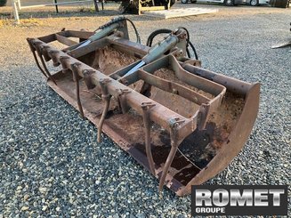 Versatile bucket Mailleux BMS225 - 2