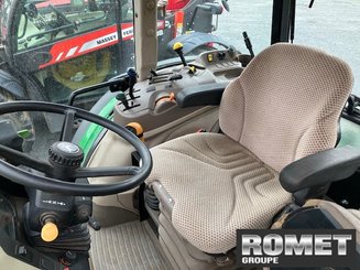 Farm tractor John Deere 5090M - 4