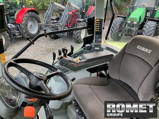 Farm tractor Claas AXION 800 - 4