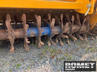 Stubble cultivator Bomford DYNA-DRIVE - 2