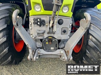 Farm tractor Claas AXION 800 - 2
