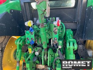 Farm tractor John Deere 6115 RC - 3