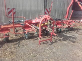 Tedder Taarup 8068 - 1