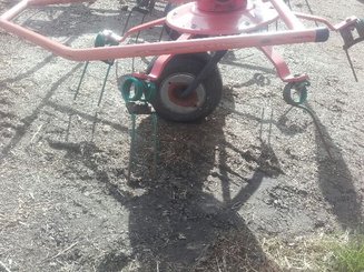 Tedder Taarup 8068 - 3