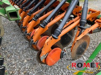 Conventional-till seed drill Amazone AD-P303 SPECIAL - 4