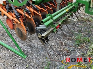 Conventional-till seed drill Amazone AD-P303 SPECIAL - 5