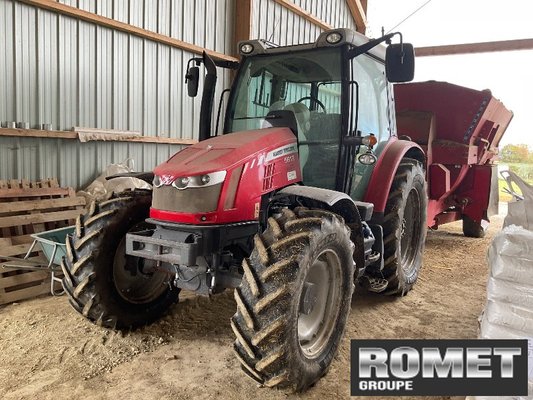 Farm tractor Massey Ferguson 5612 D4 EF - 1