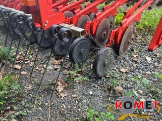 Conventional-till seed drill Kuhn VENTALC302 - 7