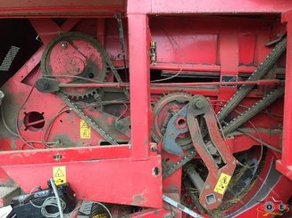 Square baler Massey Ferguson 187 - 2