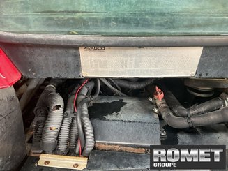 Farm tractor Massey Ferguson 5713 S D4 EF MR - 3