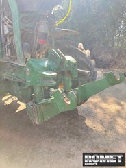 Farm tractor John Deere 6210R - 15