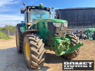 Farm tractor John Deere 6210R - 1