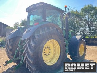 Farm tractor John Deere 6210R - 4