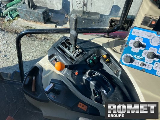 Farm tractor Massey Ferguson 5709 M D4 - 1