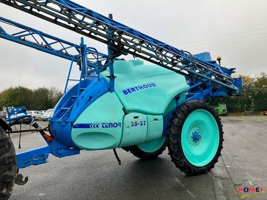Trailed sprayer Berthoud TENOR - 1
