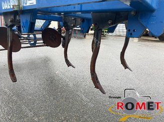 Stubble cultivator non-renseigné 380 - 4