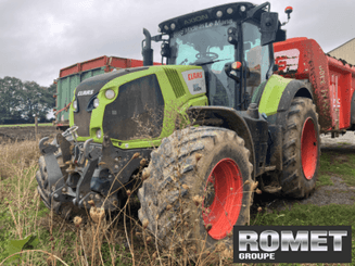 Farm tractor Claas AXION 800 - 1