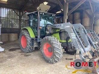 Farm tractor Claas ARION620 - 2