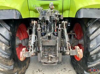Farm tractor Claas ARION620 - 3