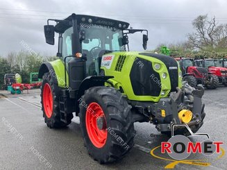 Farm tractor Claas ARION610 - 1