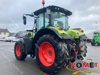Farm tractor Claas ARION610 - 3