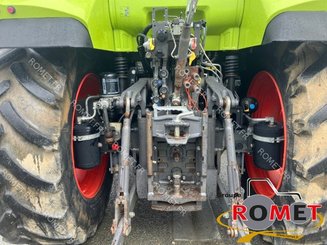 Farm tractor Claas ARION610 - 4