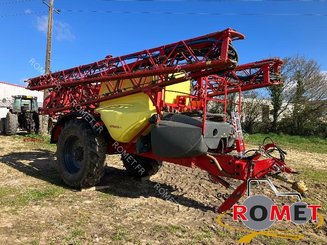 Trailed sprayer Vicon IXTRACK - 6