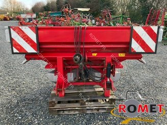 Fertiliser spreader Lely CENTERLINER2500 - 1