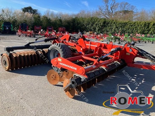 Stubble cultivator Gregoire Besson NORMANDIE - 1