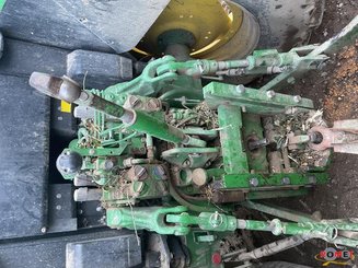 Farm tractor John Deere 6115M - 2