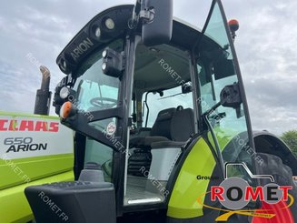 Farm tractor Claas ARION 650 - 5