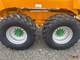 Manure spreader Dangreville EV10 - 8