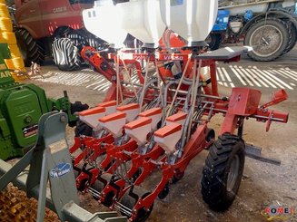 Potato planter Kubota VP1250 - 3
