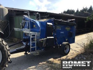 Silage wagon - straw shredder Robert DP700GL - 1